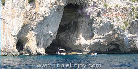 อัศจรรย์ถ้ำในทะเล Blue Grotto Capri สุดตระการตาในอิตาลี